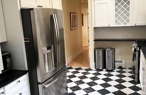West Stockbridge House | Canary Lodge - Berkshires Mountain Retreat - 6 Guests