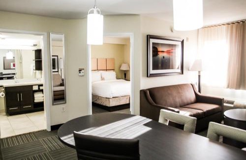 Glen Allen Hotel | Candlewood Suites Richmond North-Glen Allen by IHG