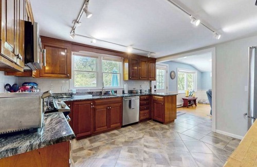 Brewster House | Cape Cod Getaway - near Seymour Pond and Rail Trail; Bay Beaches w/in a few mile