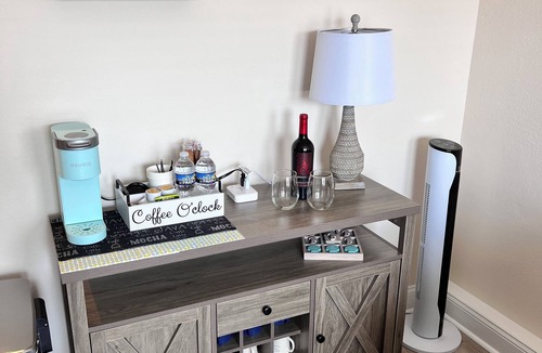 Wildwood Crest Condo | Cape Cod Inn Condos 307- Cocktails & Dreams with Ocean + Pool Views