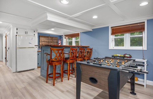 Northwest Harwich House | Cape Cod Retreat: A/C, WiFi & Pet Friendly