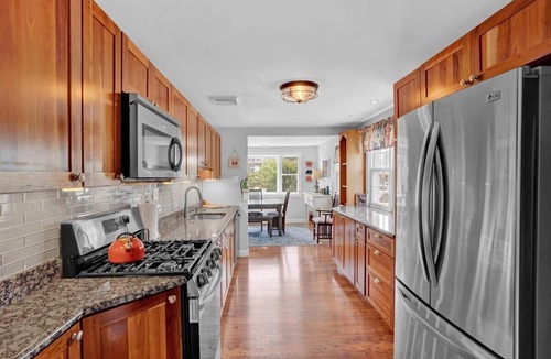 North Cape May House | Cape Escape with a Pool! Bookings available for 2026 now!
