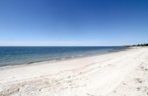 Northwest Harwich House | Cape Harbor Retreat