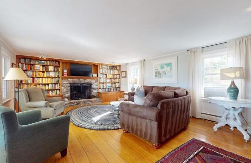 Brewster House | Cape Landing Cottage