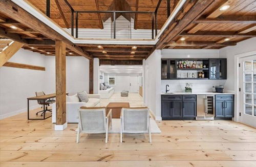 South Orleans House | Capeside: 540-O Vintage Luxury in Orleans