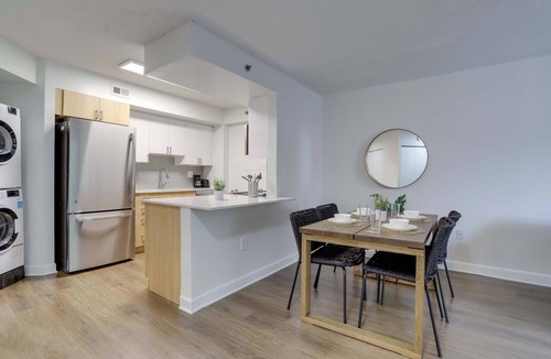 Pentagon City Apartment | Capitol Comfort, Stylish Stay