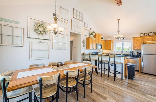 Duck House | Captain's Perch - Duck, Northpoint, 400 Yds to Beach, Pool, Hot Tub, Events, Flex Stays