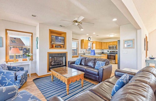 Ocean Hill House | Cara Lina | 999 ft from the beach | Private Pool, Hot Tub | Corolla