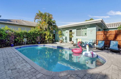 South Middle River House | Caribbean Paradise Compound | Private Resort-Style Estate with Pool & Jacuzzi