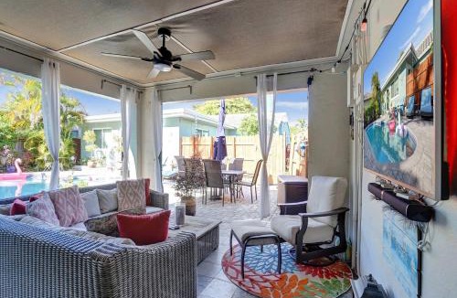 South Middle River Villa | Caribbean Paradise Retreat Private Pool, Outdoor Kitchen & Jacuzzi