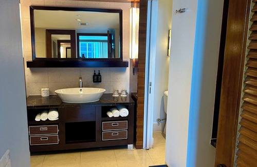 North Beach Hotel | Carillon Luxury 2BR Beach + Spa Access No Resort Fees