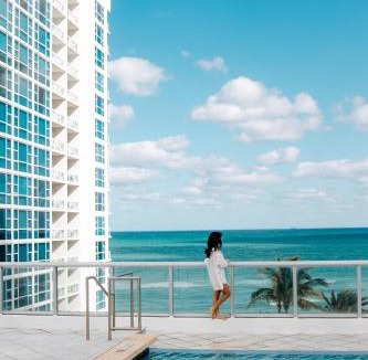 North Beach Hotel | Carillon Miami Wellness Resort