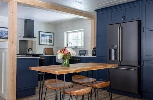 Reading Apartment | Carriage House with Valley Views, Rock Haven
