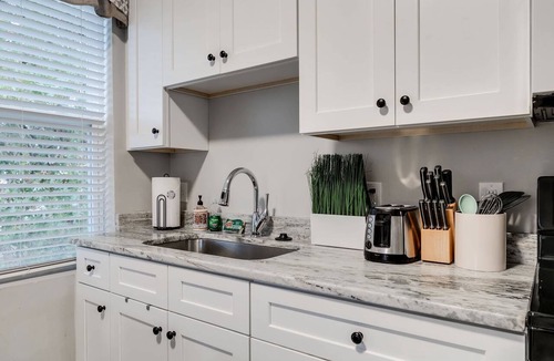 Museum District Apartment | Carytown Gem | Spacious Family-Friendly Apartment