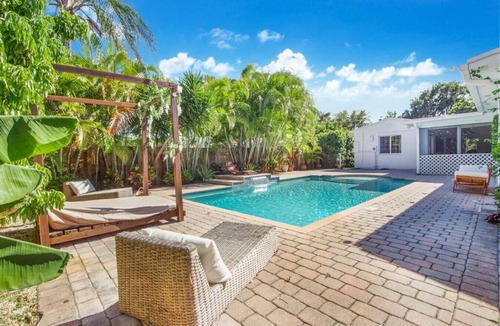 Parkside Villa | Casa Aloha | Tropical Pool | Beach 9 mins | Games
