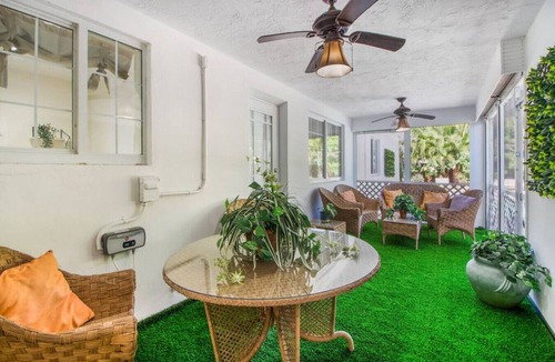 Parkside Villa | Casa Aloha | Tropical Pool | Beach 9 mins | Games