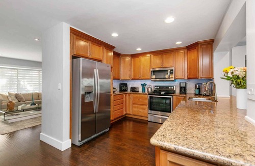 Coral Ridge Isles House | Casa Azul with a Private Heated Saltwater Pool