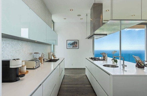 Malibu House | Casa Azure Estate by Oraklus