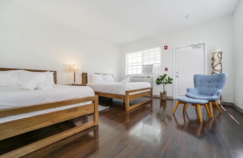 South Pointe Apartment | Casa Colaretta By At Mine Hospitality