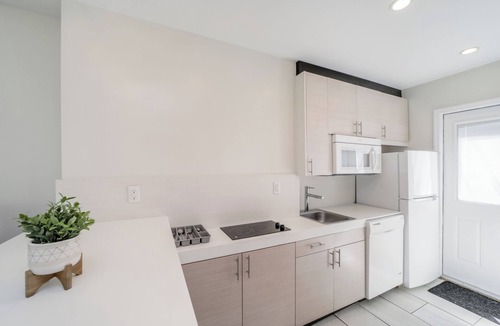 South Pointe Apartment | Casa Colaretta By At Mine Hospitality