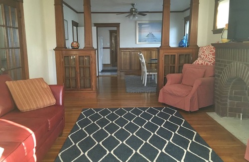 Winthrop Apartment | Casa de Los Clarey Boston Logan Beaches Free Parking