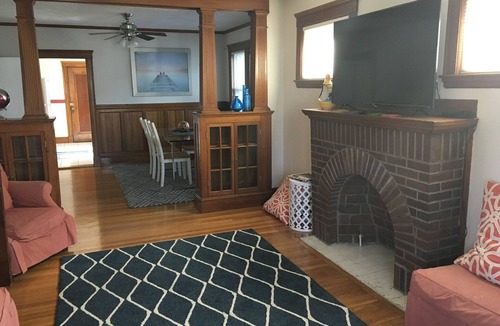 Winthrop Apartment | Casa de Los Clarey Boston Logan Beaches Free Parking