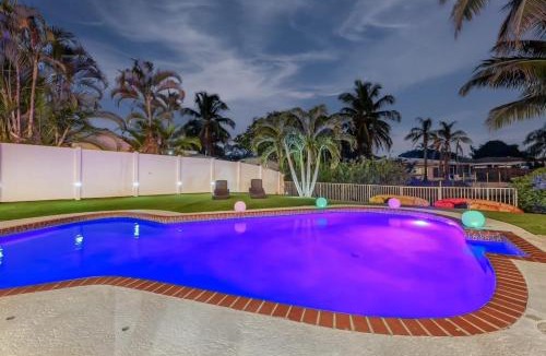 Poinsettia Heights House | Casa Deporte-Steps to Beach with Heated Pool & Backyard Fun