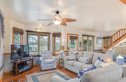 Ocean Sands House | Casa Mare: Oceanside with a private pool and a short walk to the beach.