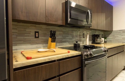 Driftwood House | Casa Martina 3BR Private pool. Near Hard Rock Casino & Stadium & Hollywood Beach
