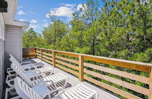 Southern Shores House | Casa Sonada II - 4 BR Beach Home in Quiet, Low Traffic Neighborhood, Dogs Allowed