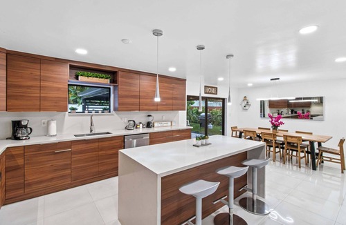 North Miami Beach House | Casa Tua | Top Location | Outdoor Grill | Fire Pit