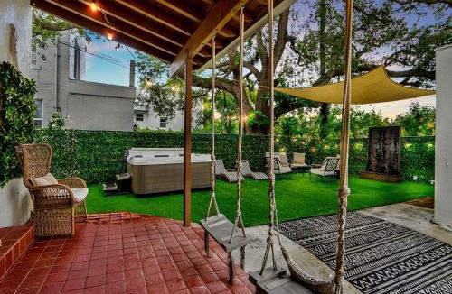 Buena Vista House | Casa Verde Design District 5BR Hot Tub