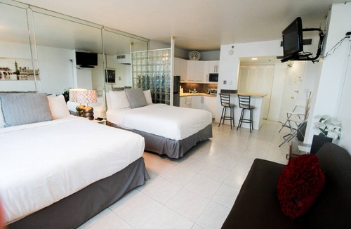 Mid Beach Condo | Castle 1120 Cozy Studio with Intercoastal View, Free Parking, Tennis, Pool, Gym, Beach Access