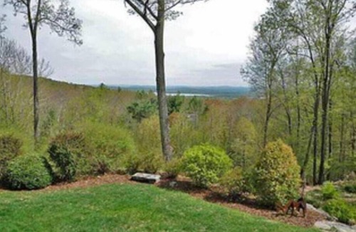 Town of Olive House | Catskills Mountain Ski Retreat with amazing views