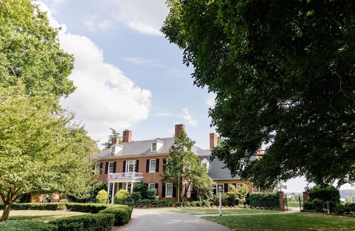 Chestertown House | Celebrate Memorial Weekend at a Beautiful Estate with Pool!