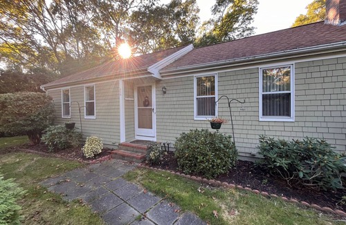 Centerville House | Centerville 2 bedroom 1.5 bath ranch with central AC, Great backyard, centrally located sleeps 4