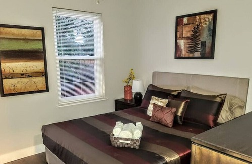 Richmond House | Central 2 Story, 3 Bed Home in RVA 4-min. from VCU
