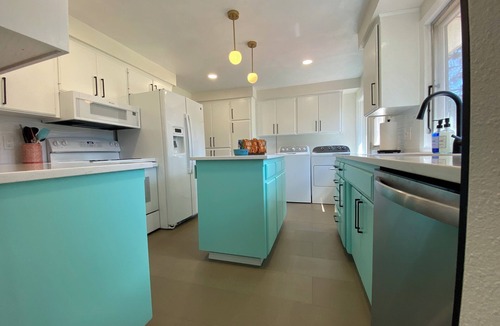 Spokane Valley House | Central AC-Huge Fenced Bkyrd-15 Min 2 Dwntwn-Luxe Bthrm-arcade-Eco Clean