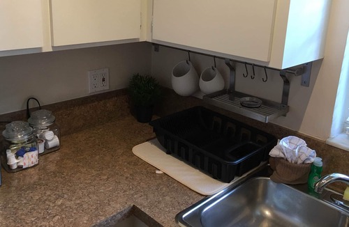 Croissant Park Apartment | Centrally located between downtown Fort Lauderdale, Airport and the Beach