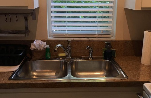Croissant Park Apartment | Centrally located between downtown Fort Lauderdale, Airport and the Beach