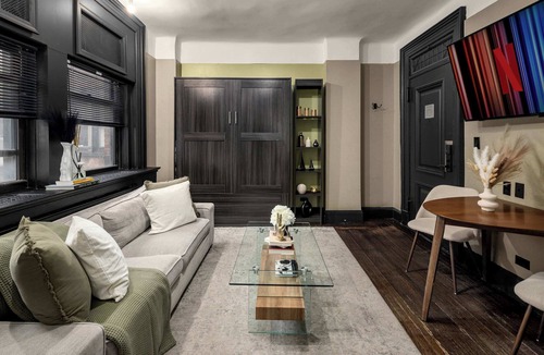 Central New York City Apartment | Centrally Located APT in NYC Walk to Time Square