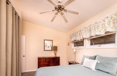 Town Bank House | Chalet by the Bay. 2 bedroom 1 bath Pet Friendly Close to Bay Beaches