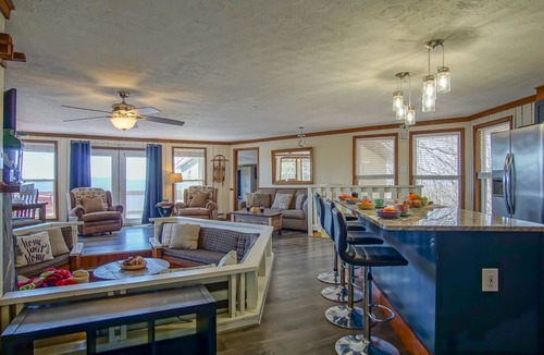 Edray Ski Chalet | Chalet @ Snowshoe,Kings,Hot Tub,Western Views