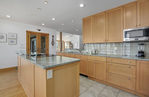 Chincoteague House | Charlotte's Morning Sun | Luxury Oyster Bay Waterfront w/Unobstructed Views, Screened Porch & Dock