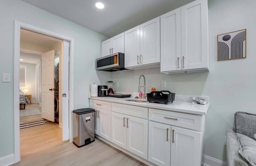 Hanover Apartment | Charming 1BD 1BA, Central Loc!