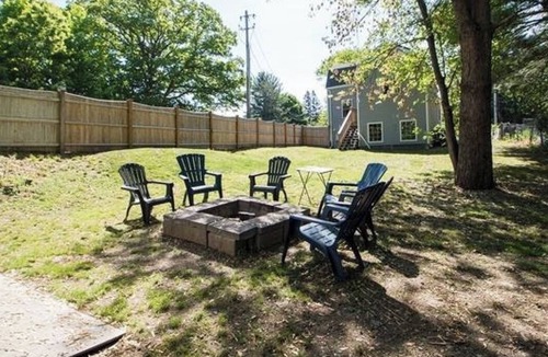 Brookville House | Charming 2-Bedroom, 2.5-Bath Home in Holbrook, MA – Perfect for a Cozy Getaway!
