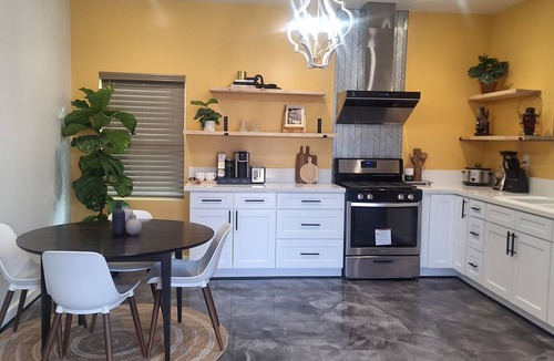 Azusa House | Charming 2-bedroom house with WiFi, AC in Azusa