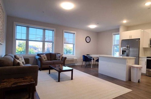 Leonia Apartment | Charming 2-bedroom minutes to NYC