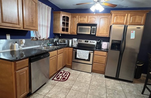 Highland Garden Villa | Charming 2-bedroom villa with WiFi and AC in cool Hollywood