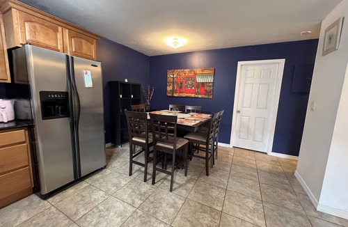 Highland Garden Villa | Charming 2-bedroom villa with WiFi and AC in cool Hollywood